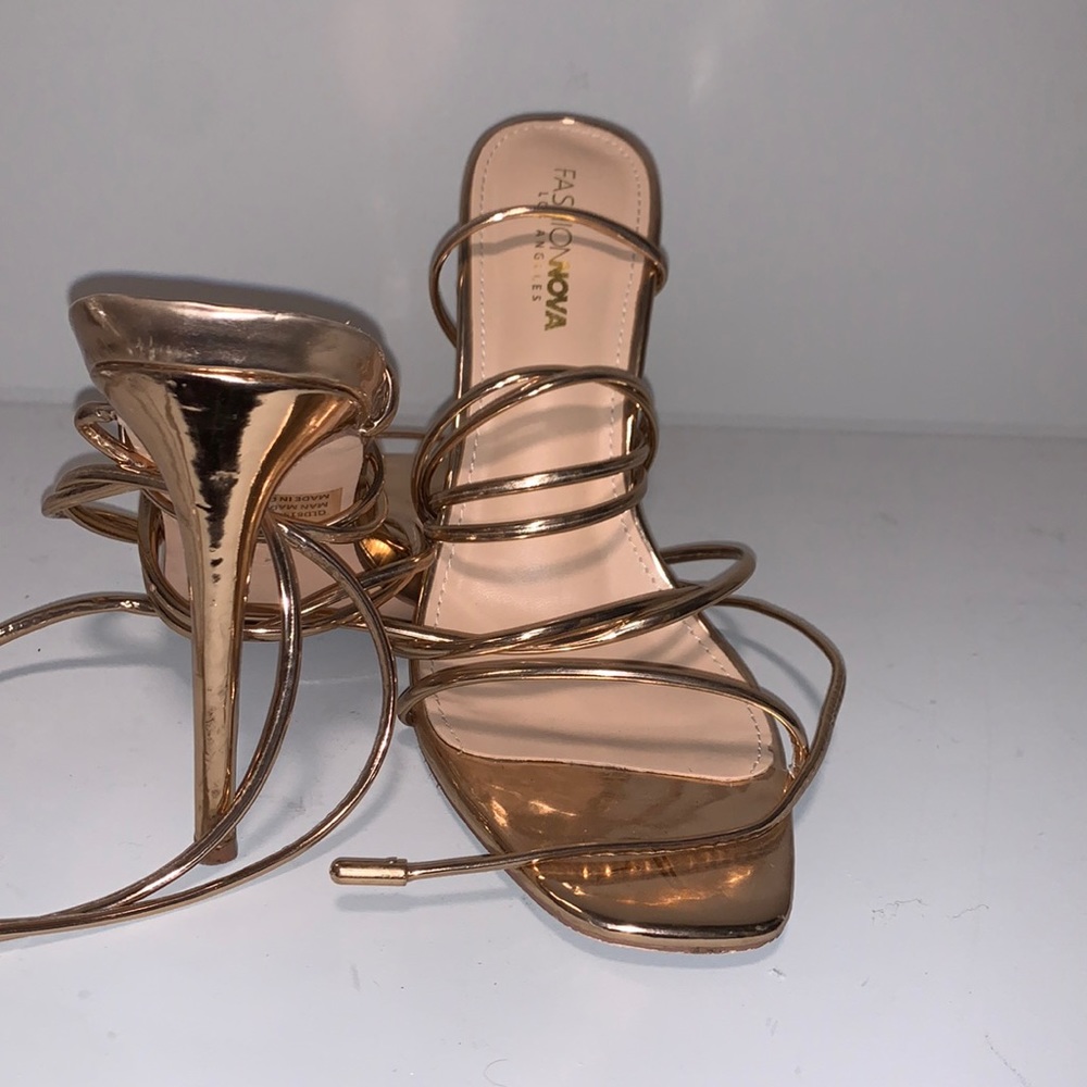 Fashion Nova Lace Heels . ONLY WARN ONCE .